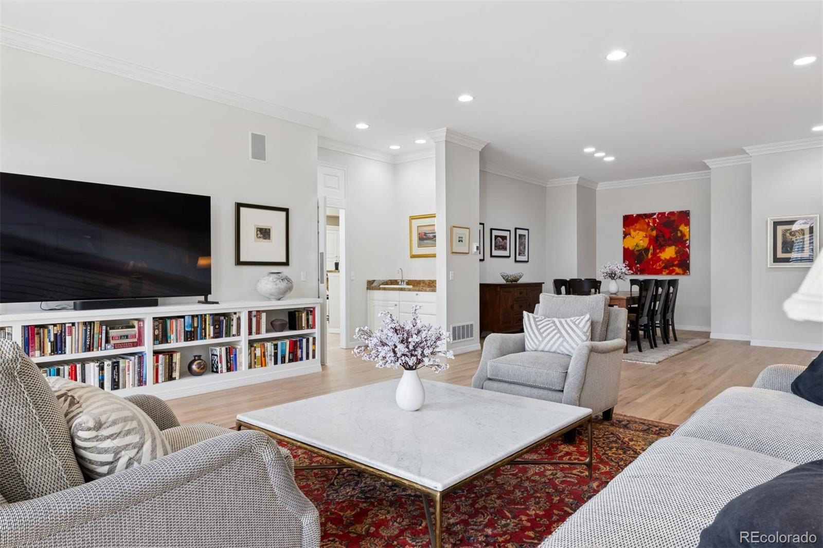 Photo of Listing #7396302