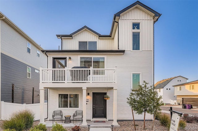 18236 E 51st Place, Denver