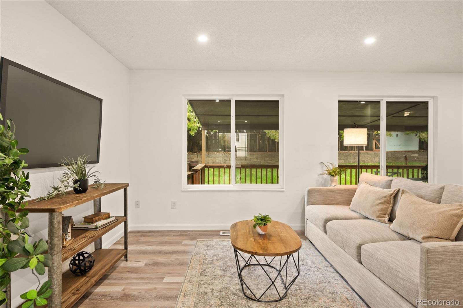 Photo of Listing #7401172