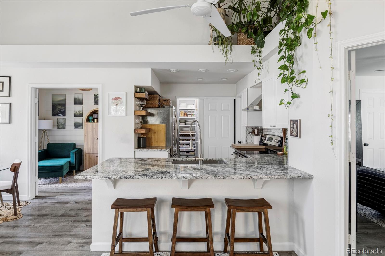 Photo of Listing #7401969