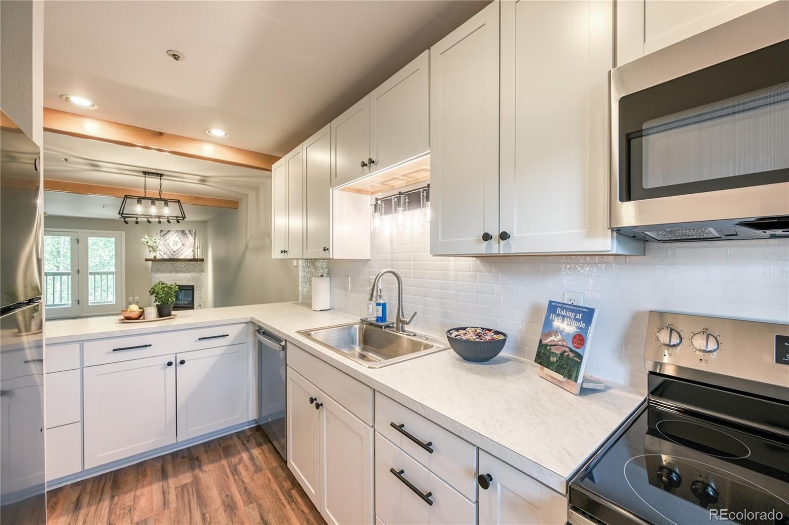 Photo of Listing #7420530