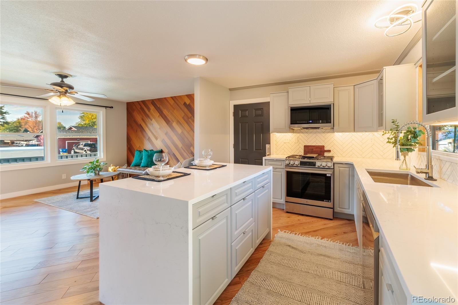 Photo of Listing #7433580