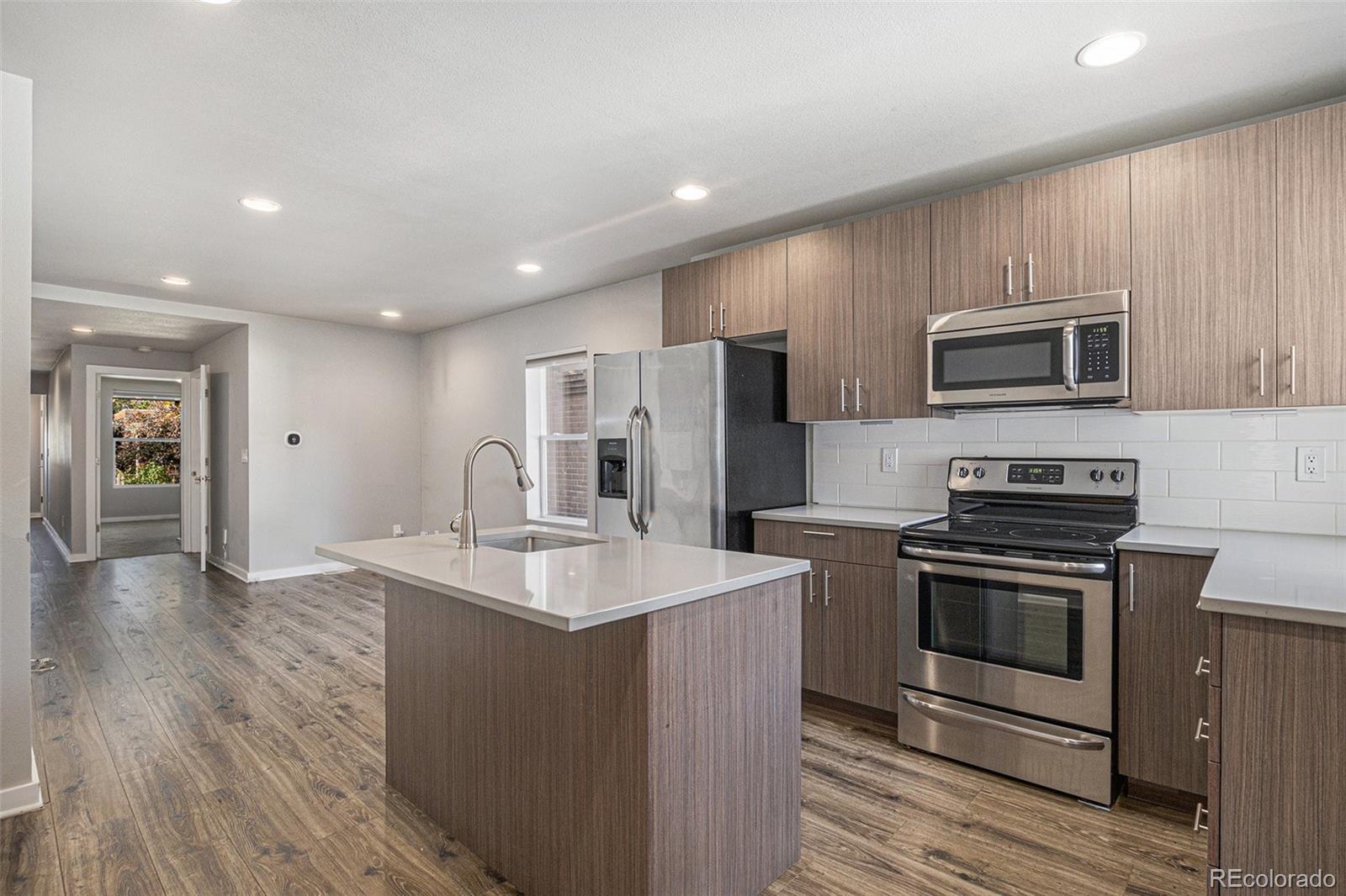 Photo of Listing #7445144