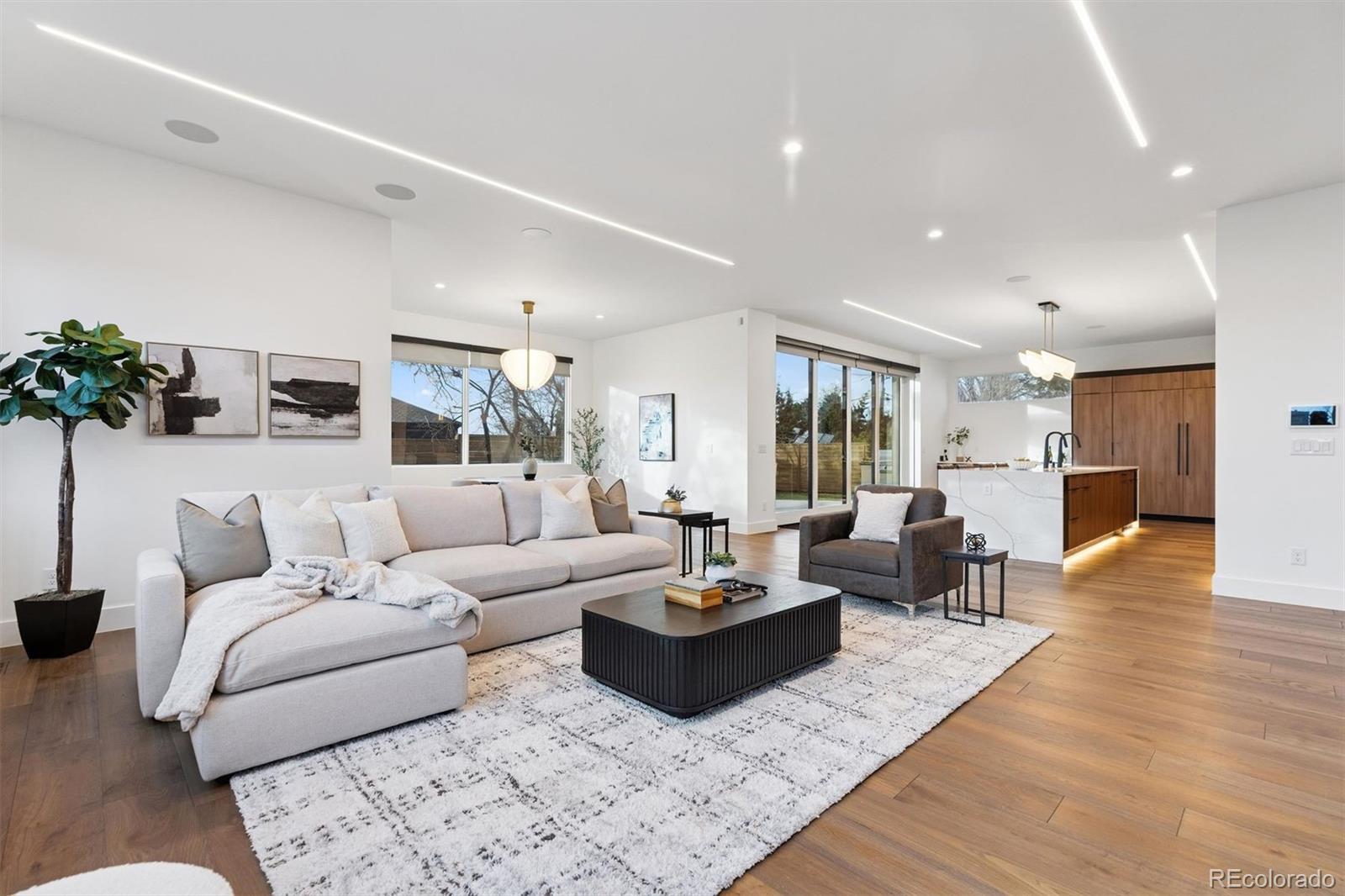 Photo of Listing #7445937