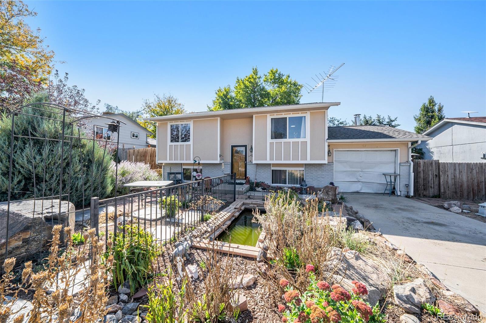 Photo of Listing #7447207