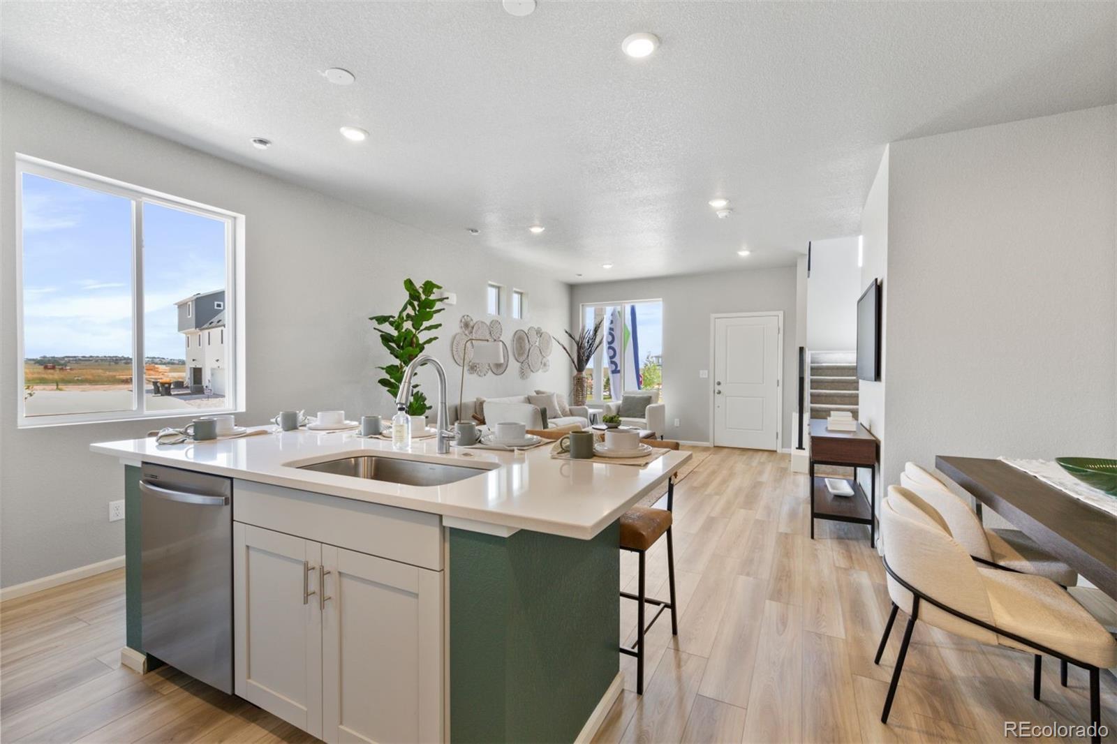 Photo of Listing #7489393