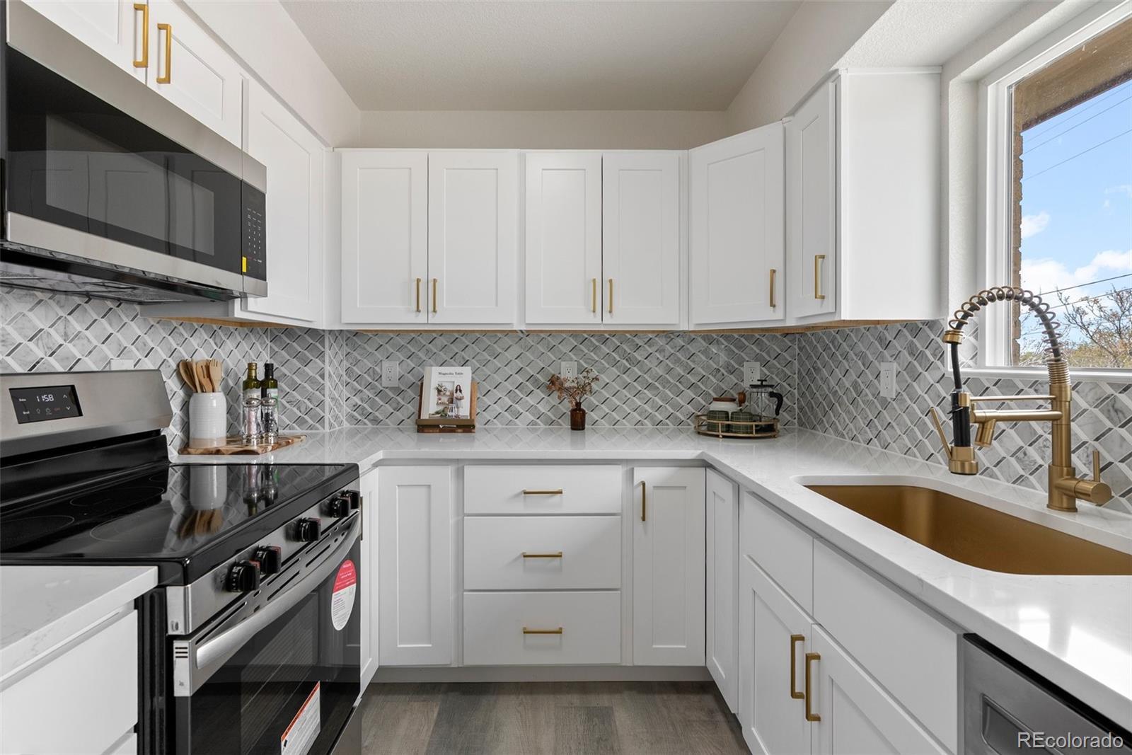 Photo of Listing #7544611