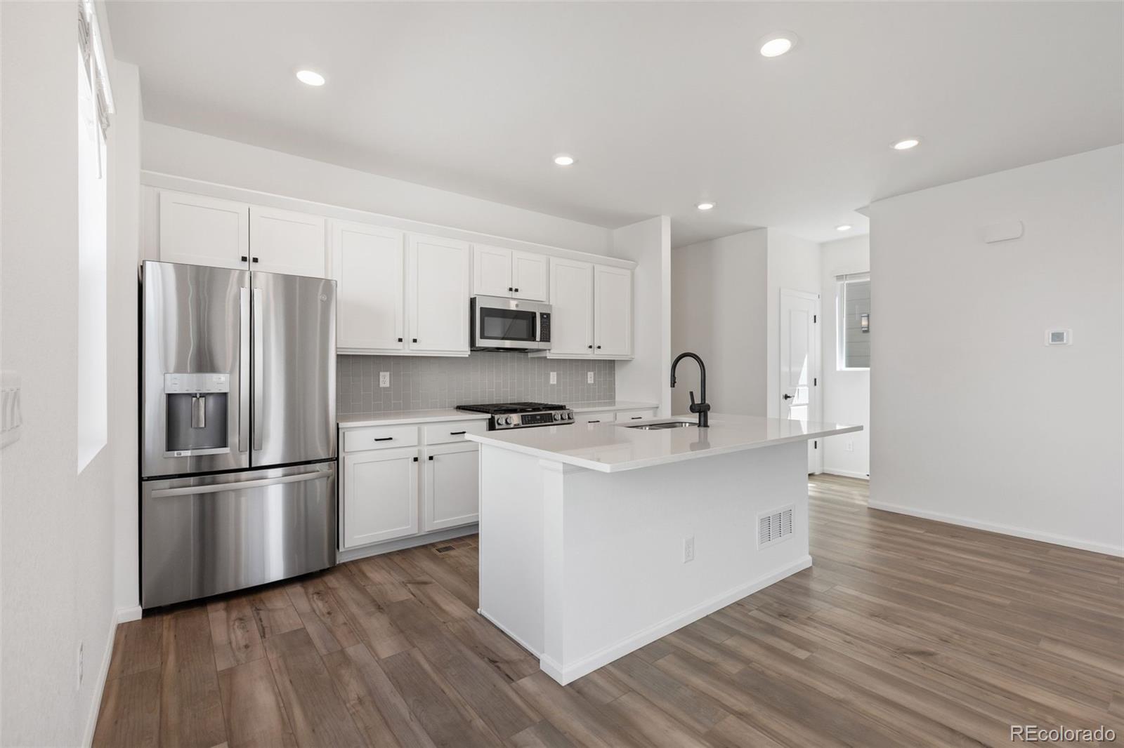 Photo of Listing #7559804