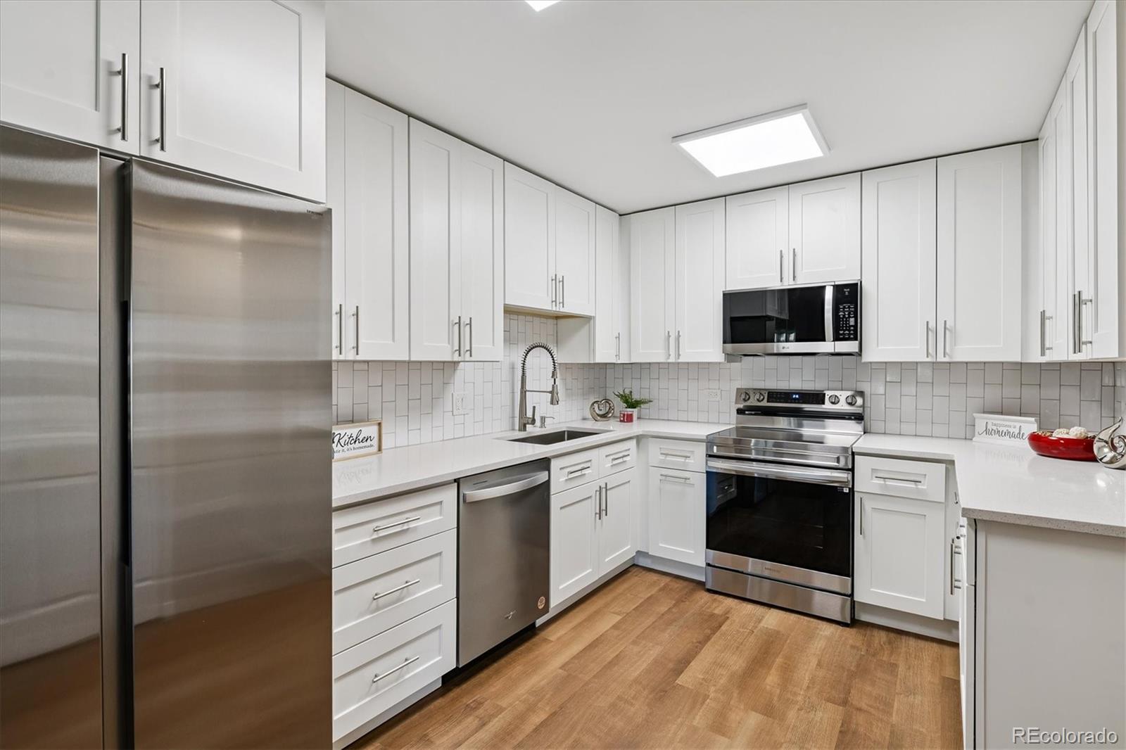 Photo of Listing #7565388