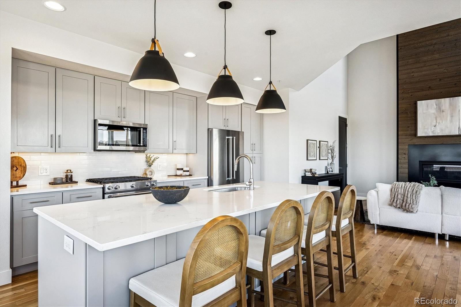 Photo of Listing #7583599