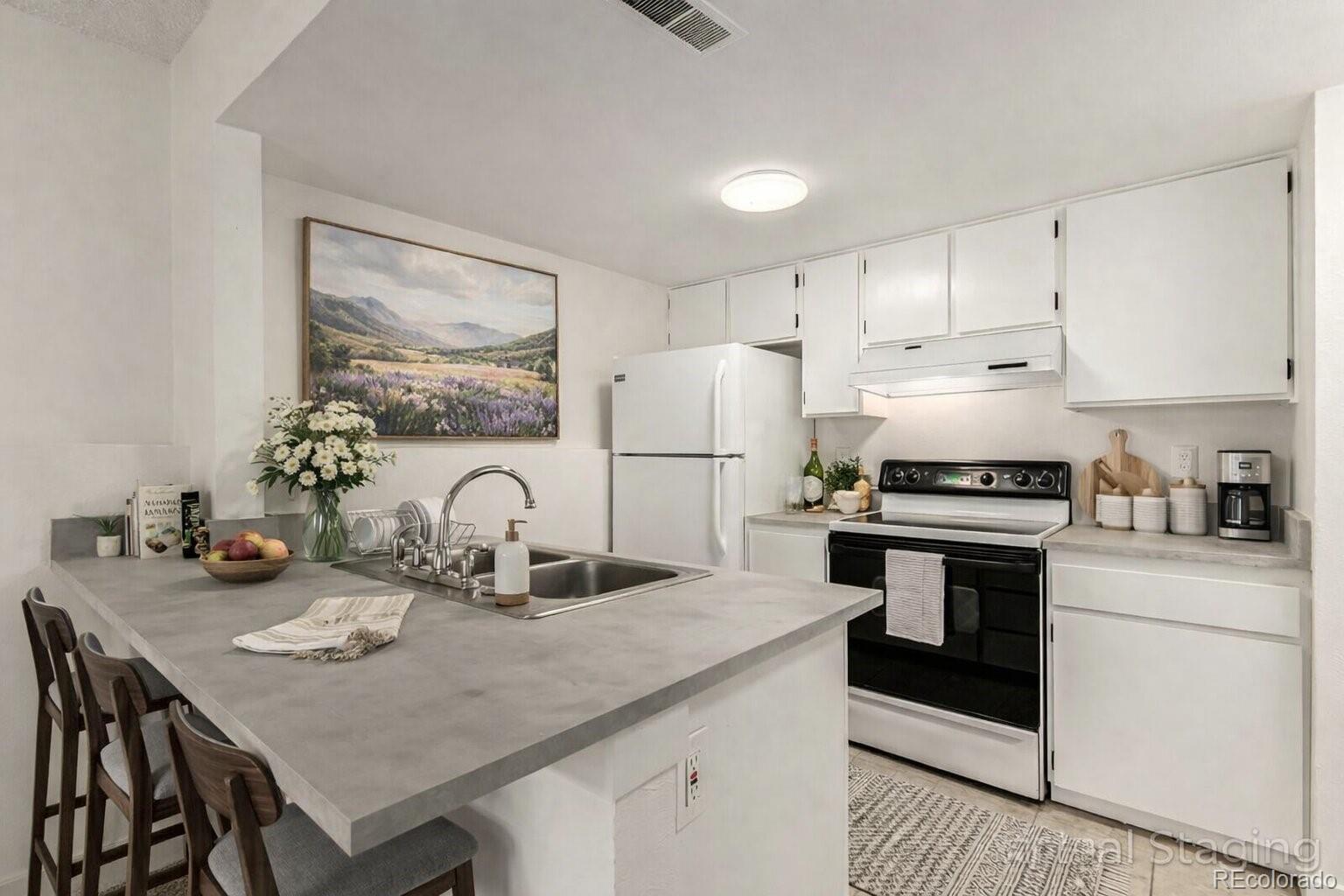 Photo of Listing #7598052