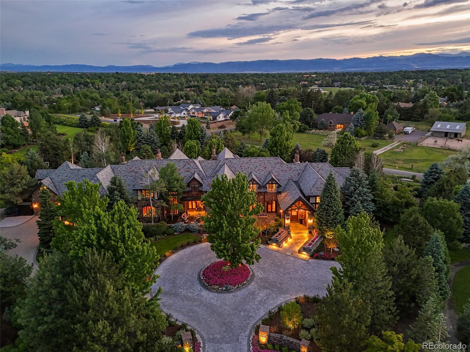 Photo of Listing #7618109