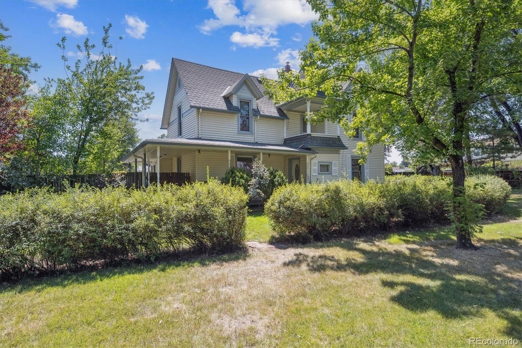 9000 W Jewell Avenue, Lakewood