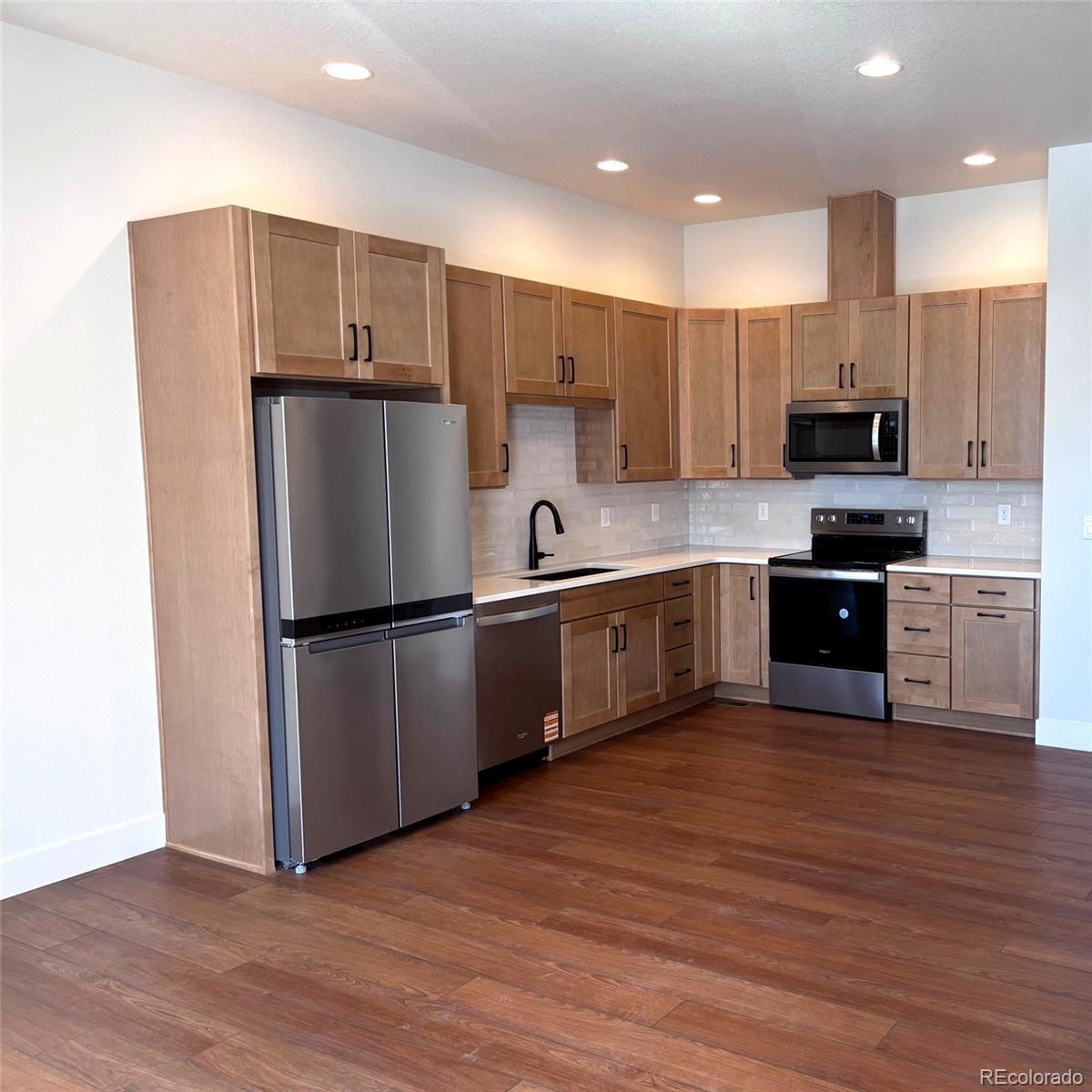 Photo of Listing #7729322