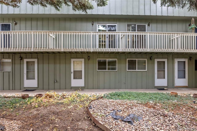 1615 Cottonwood Drive 9, Louisville