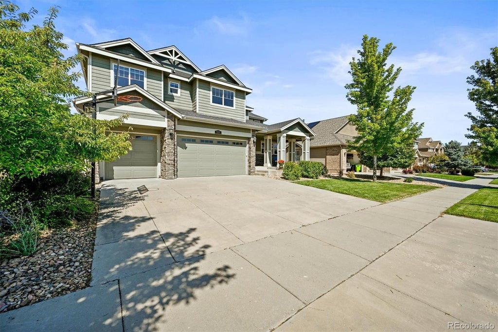 8149 S Blackstone Parkway, Aurora