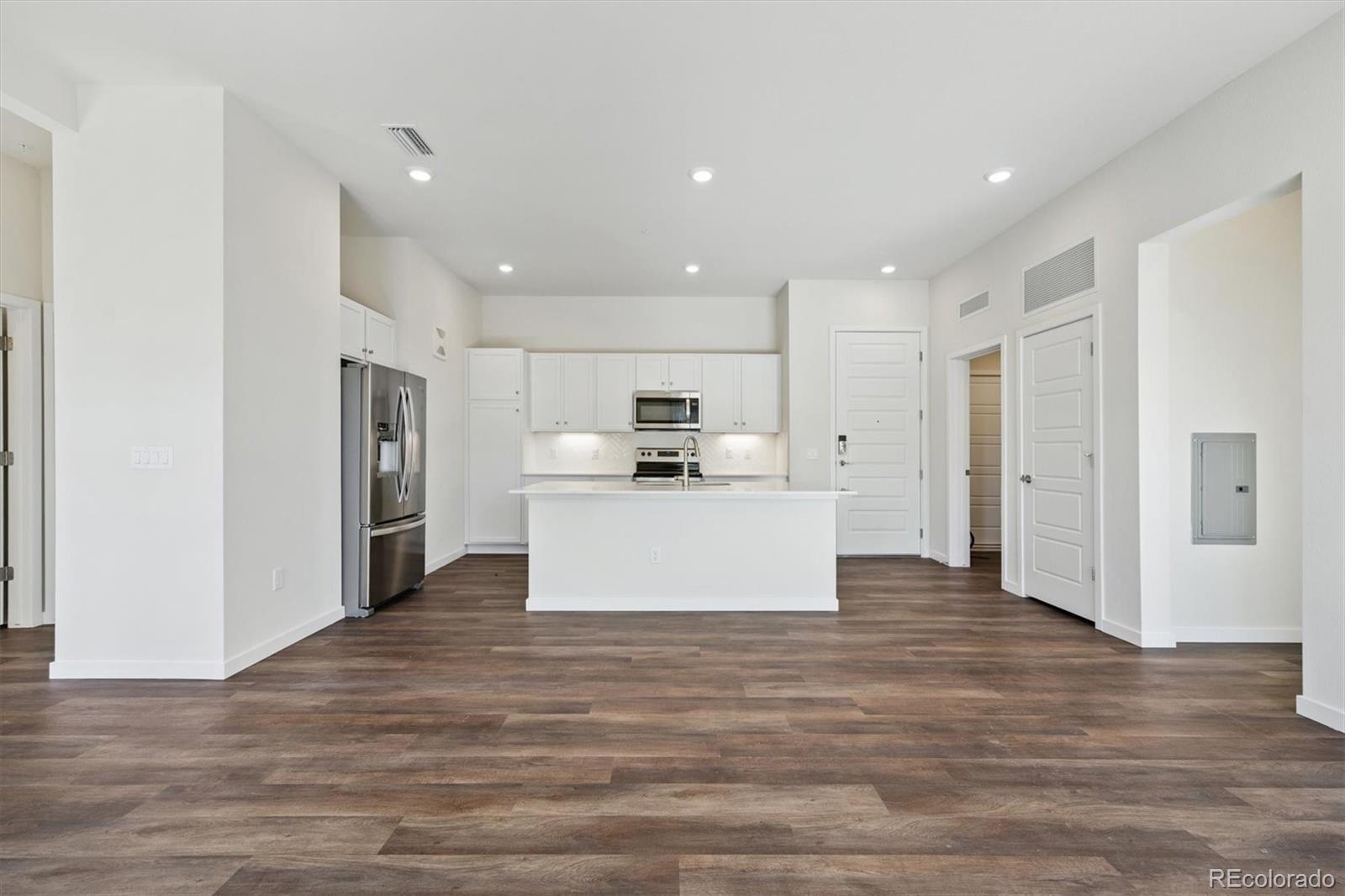 Photo of Listing #7865879