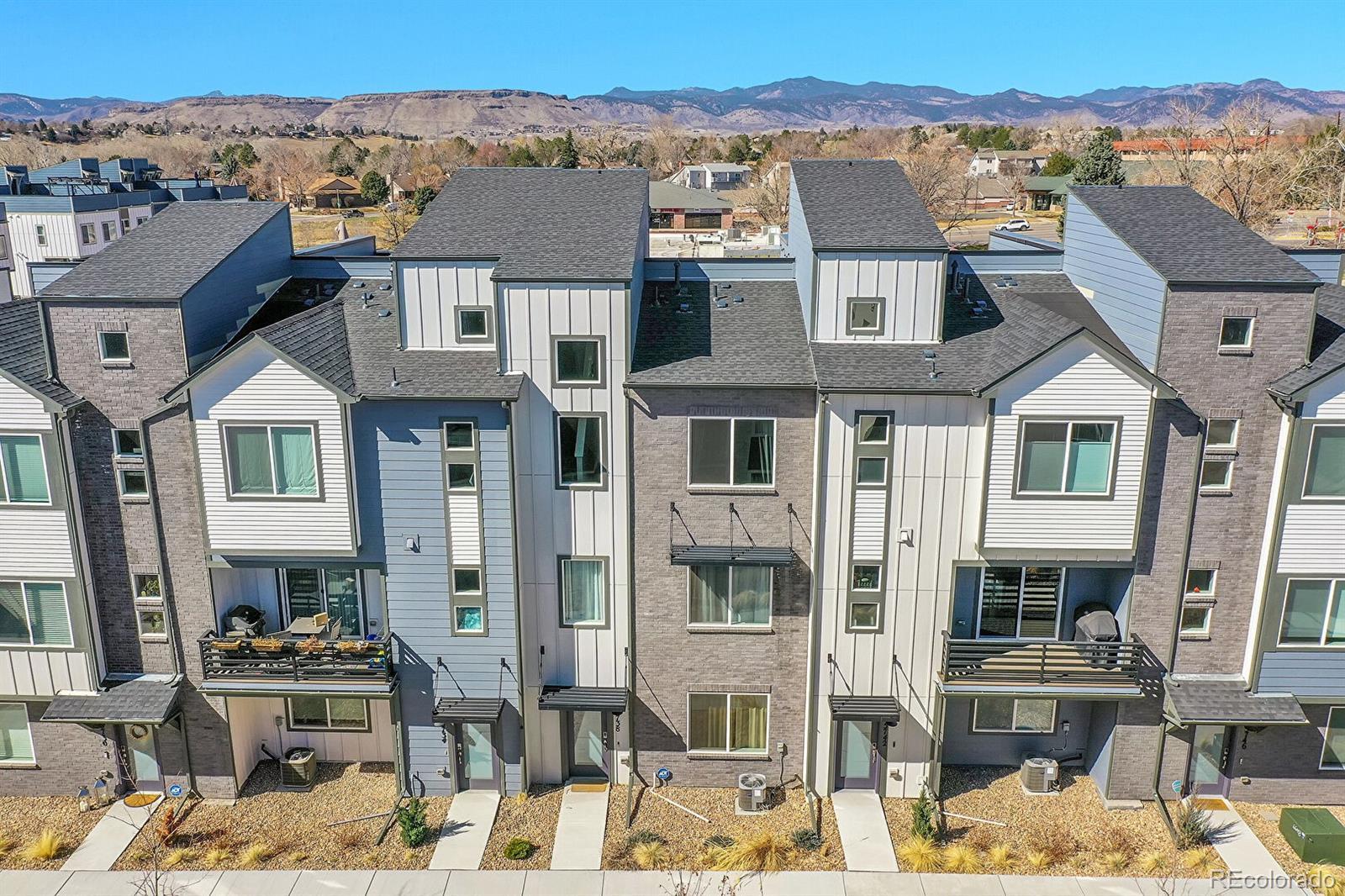 Photo of Listing #7956158