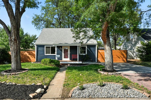 10595 E Lowry Place, Aurora