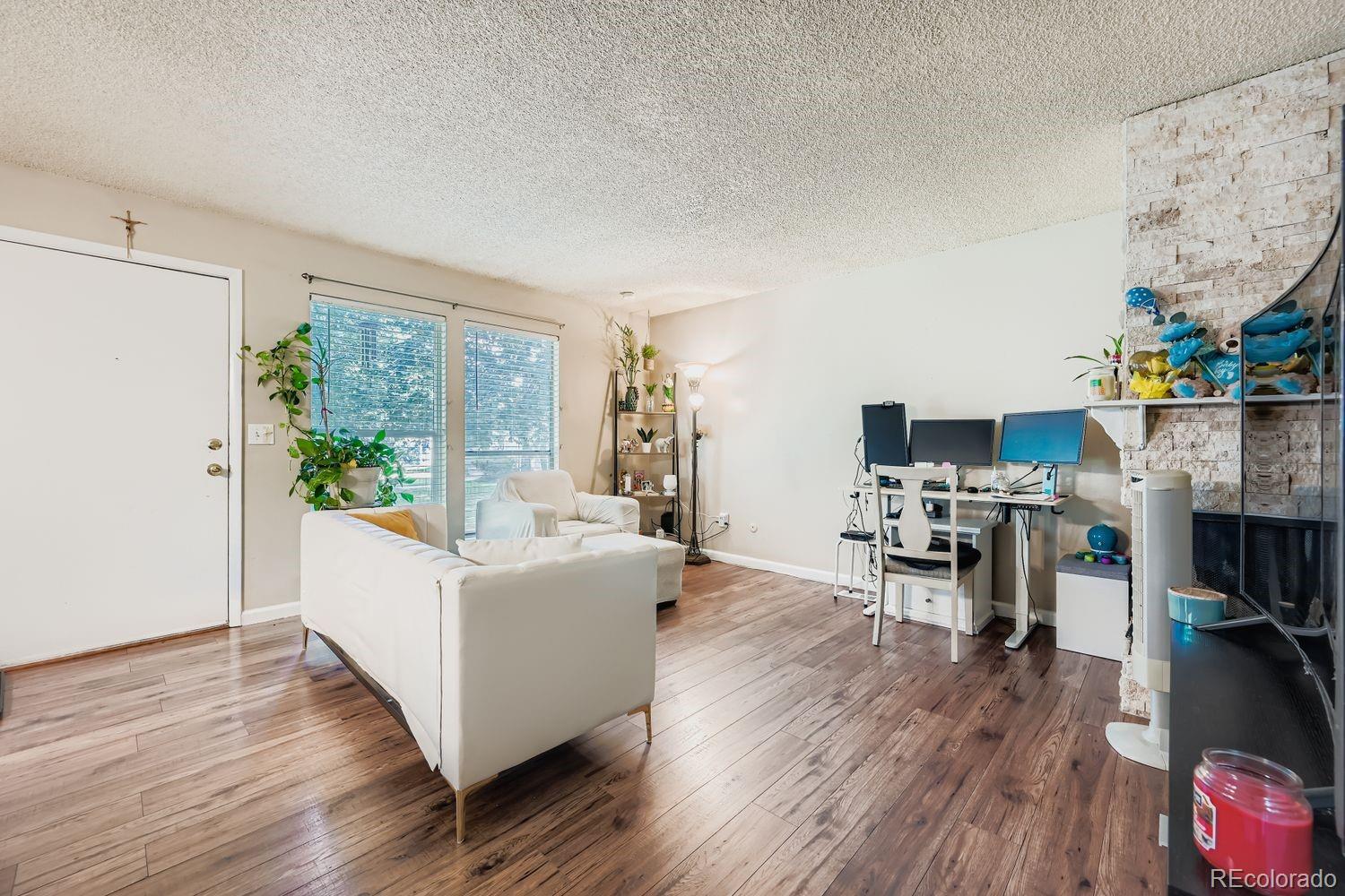 Photo of Listing #7988884