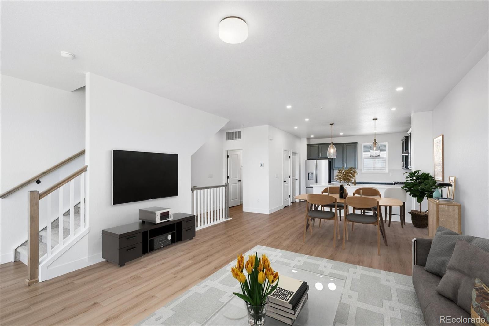 Photo of Listing #8100989