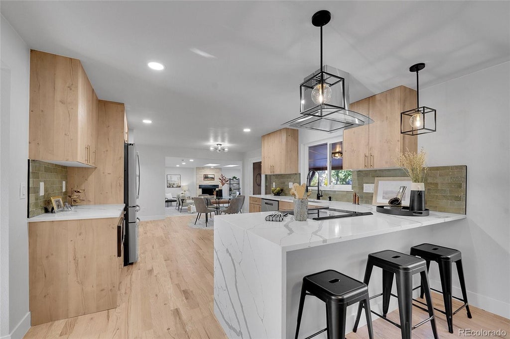 3261 S Oneida Way, Denver