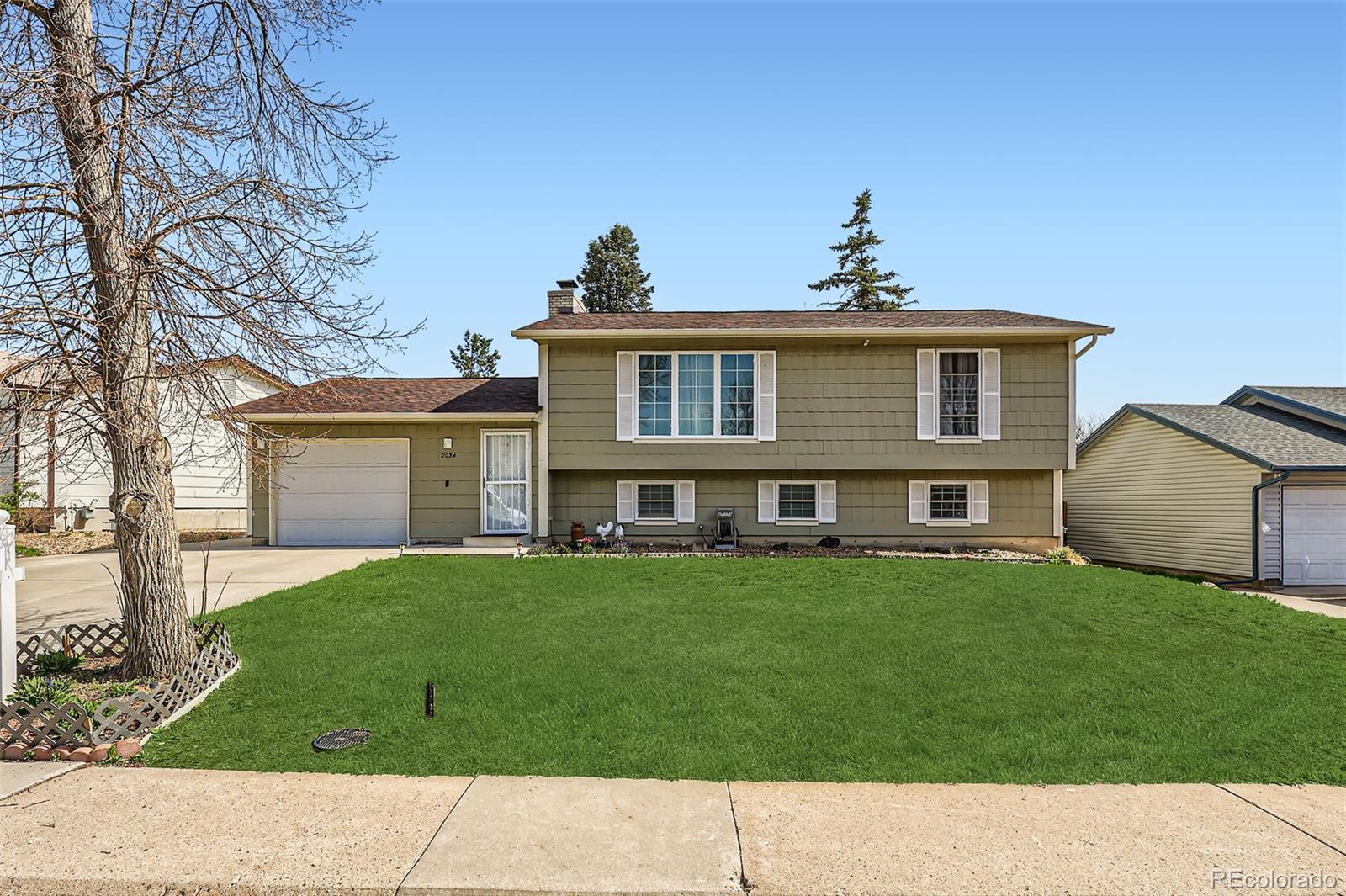 Photo of Listing #8104007