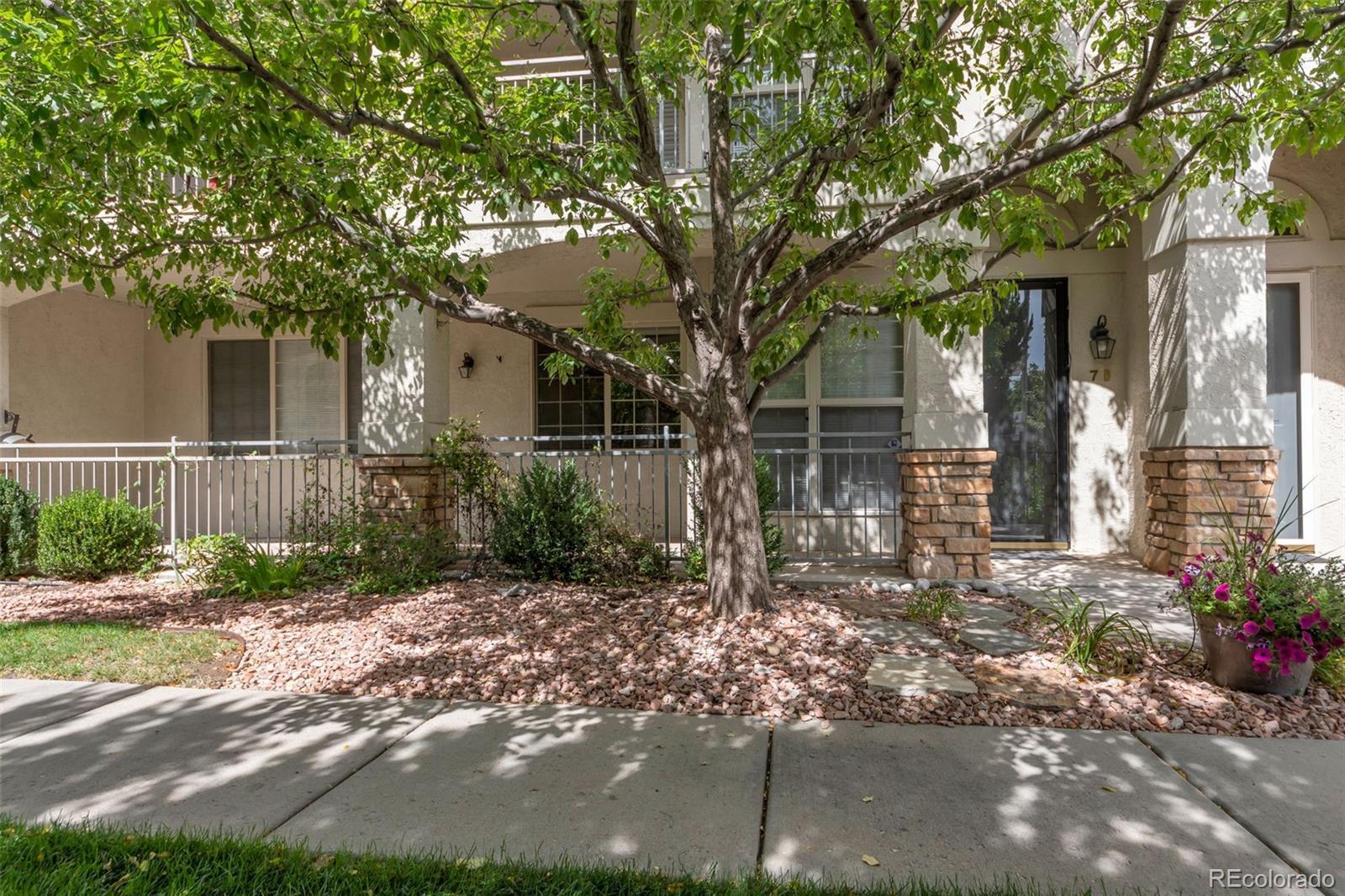 Photo of Listing #8112404