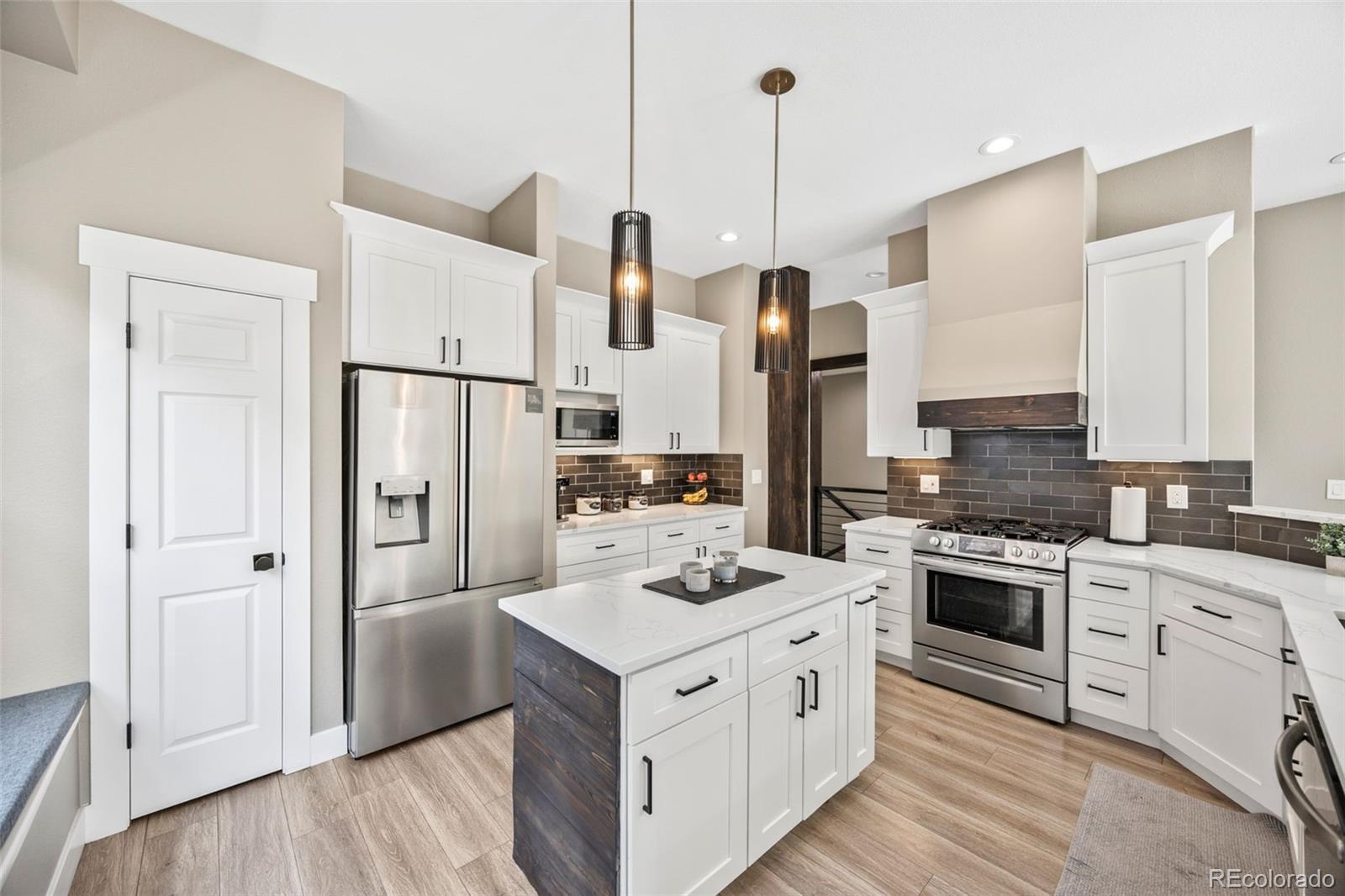 Photo of Listing #8218795