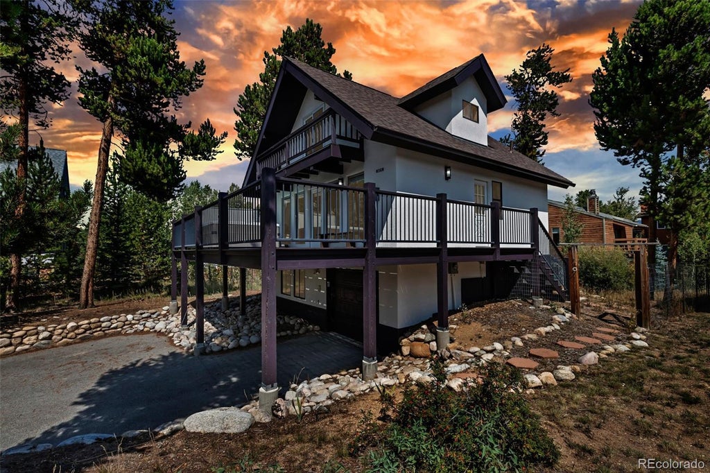 821 Ferret Lane, Fraser