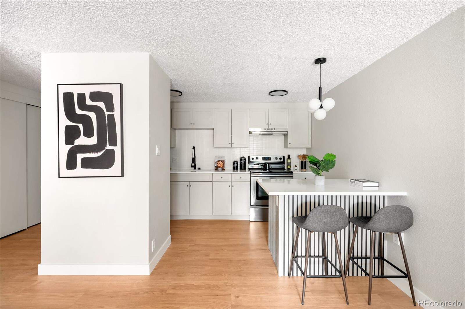 Photo of Listing #8260574