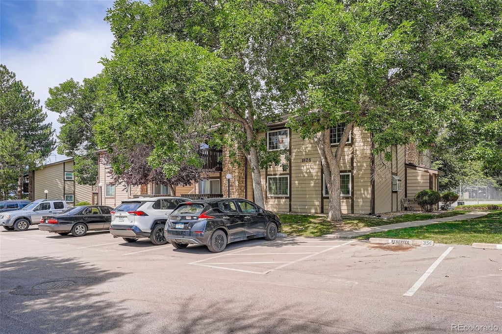 1876 S Pitkin Circle B, Aurora