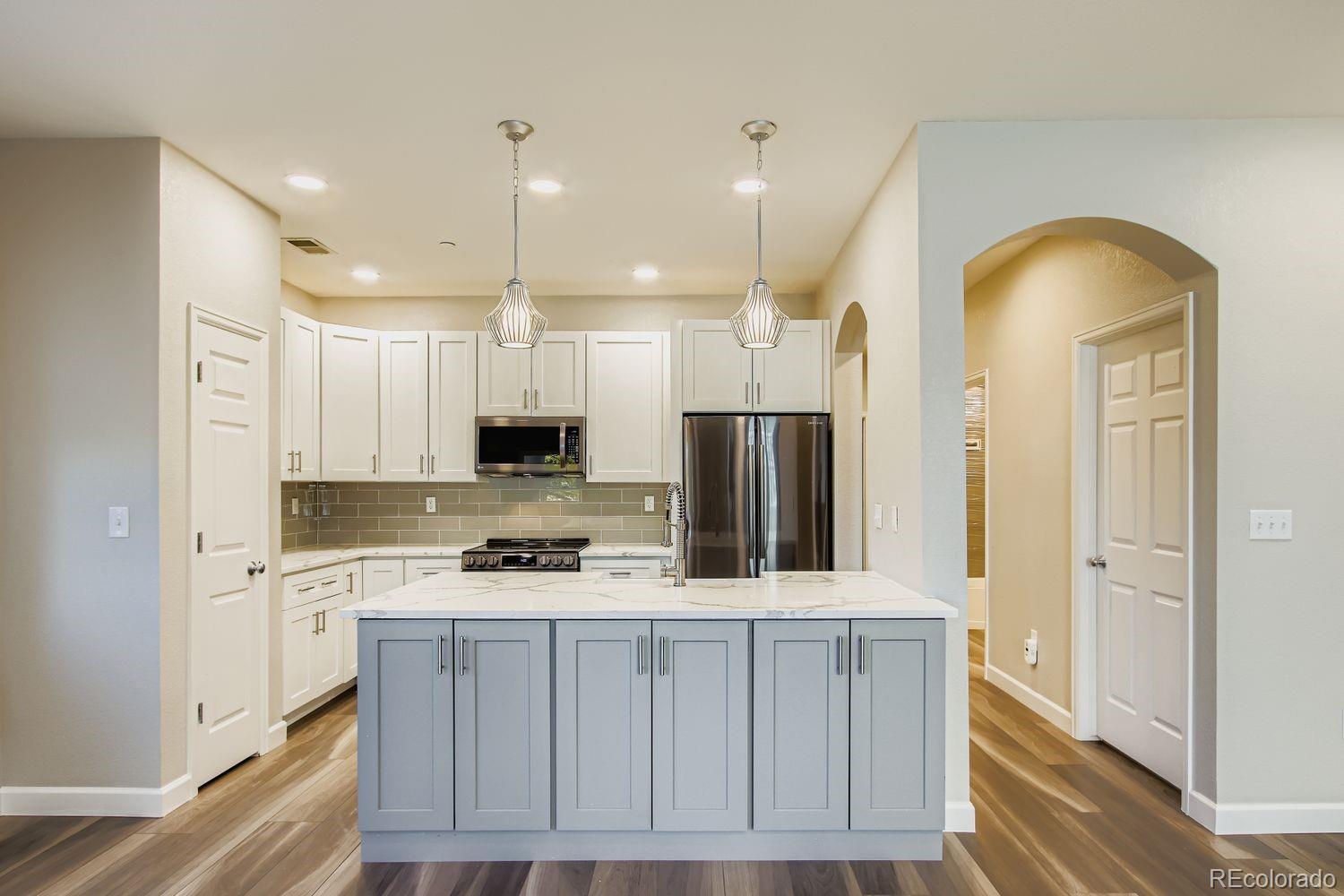 Photo of Listing #8290381