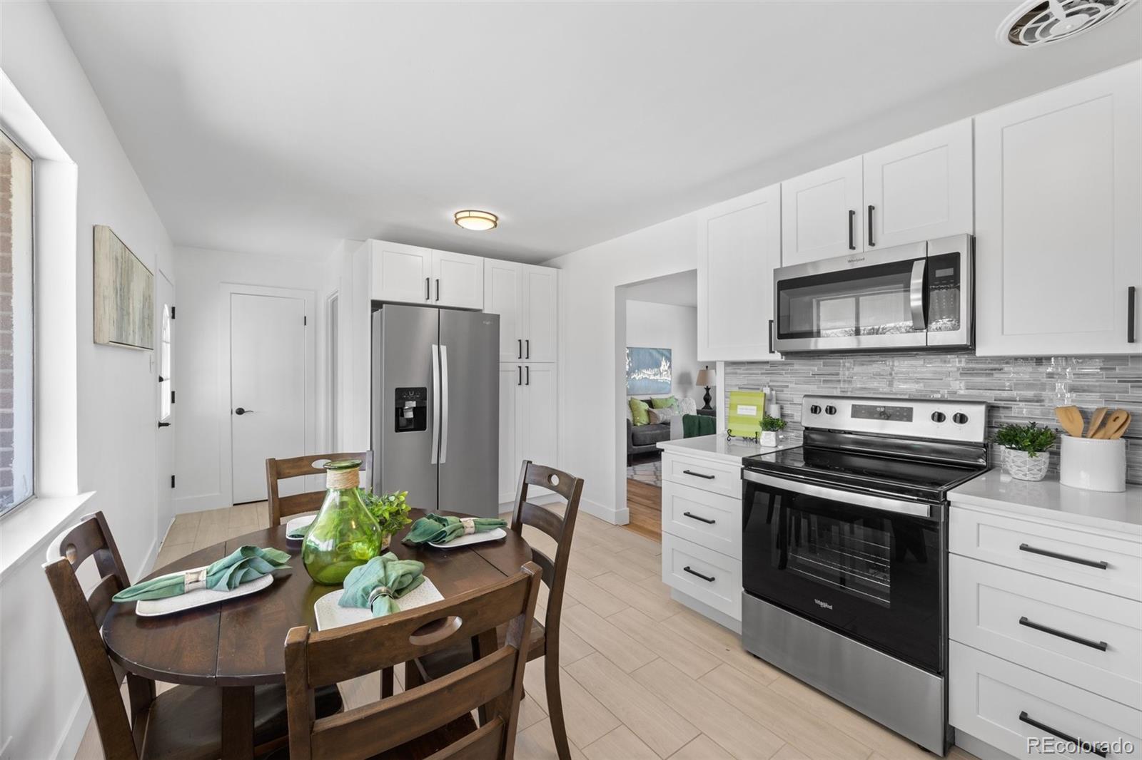 Photo of Listing #8303906