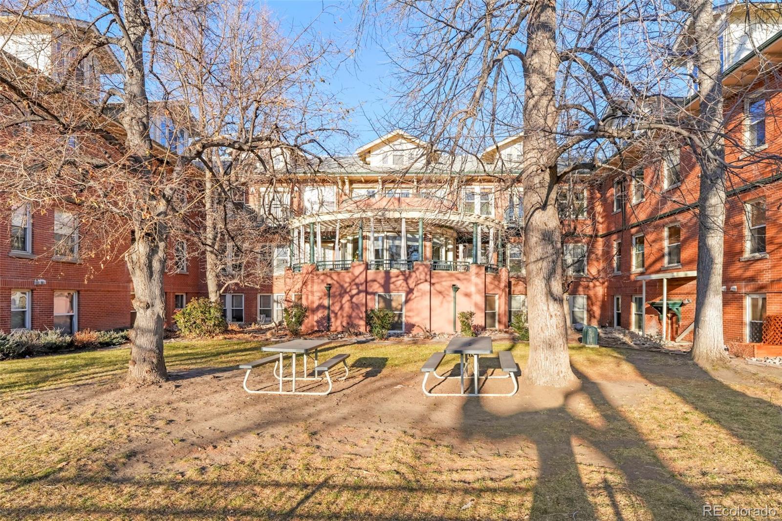 Photo of Listing #8304927