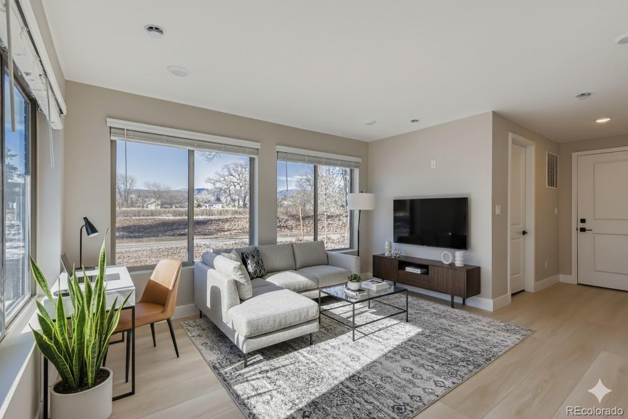 Photo of Listing #8329880