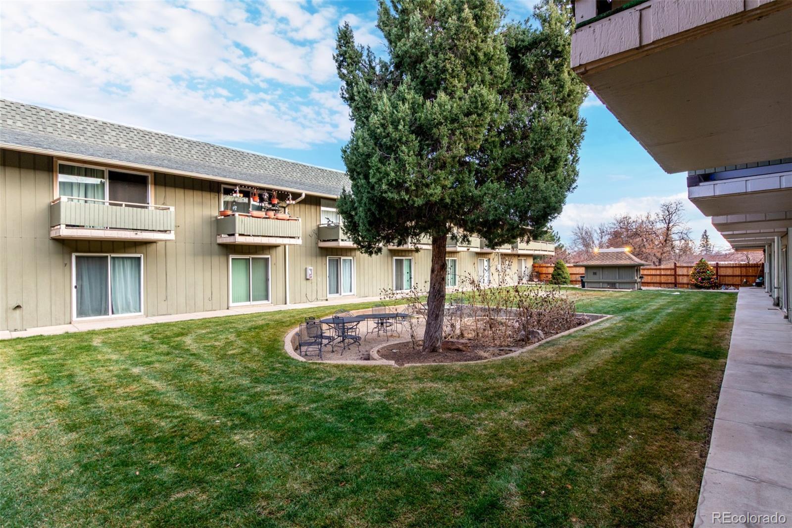 Photo of Listing #8330103