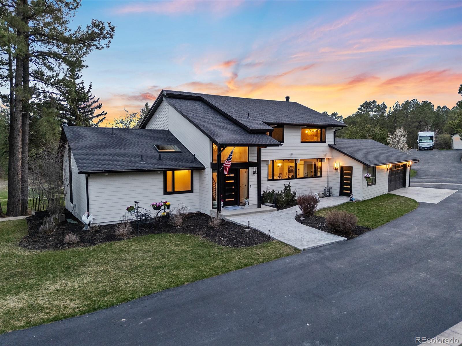 Photo of Listing #8356769