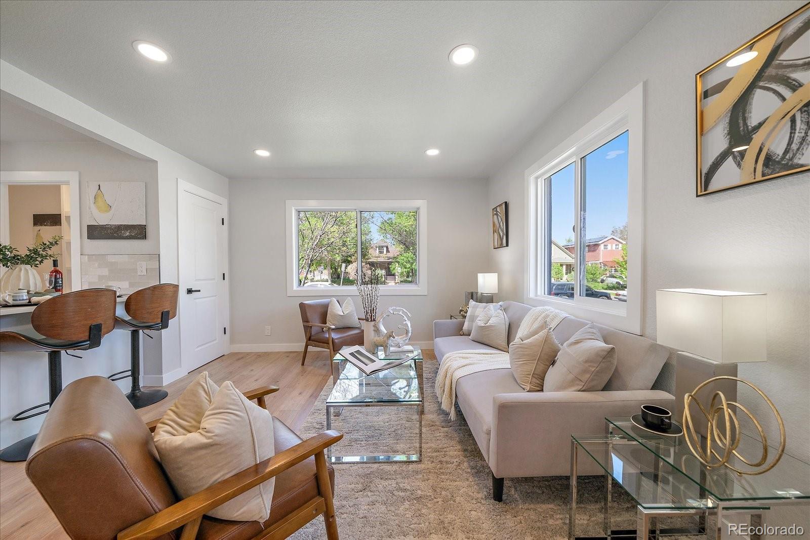 Photo of Listing #8376284