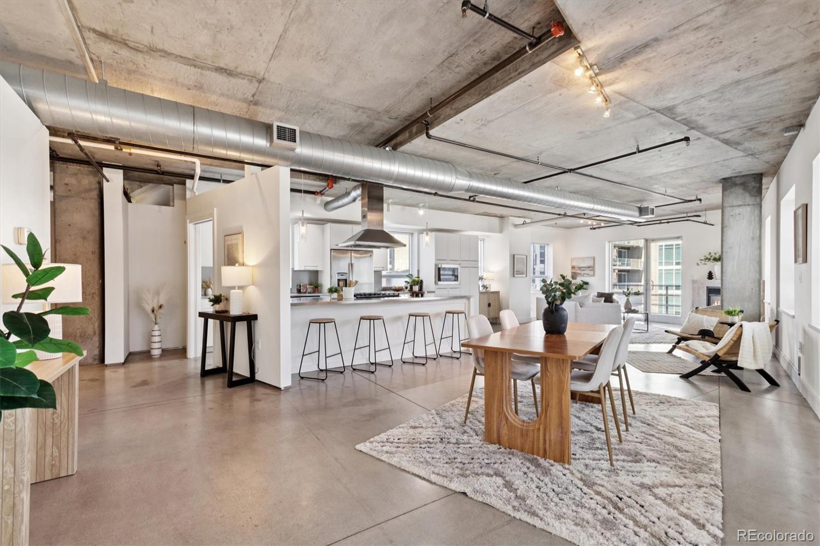 Photo of Listing #8379513