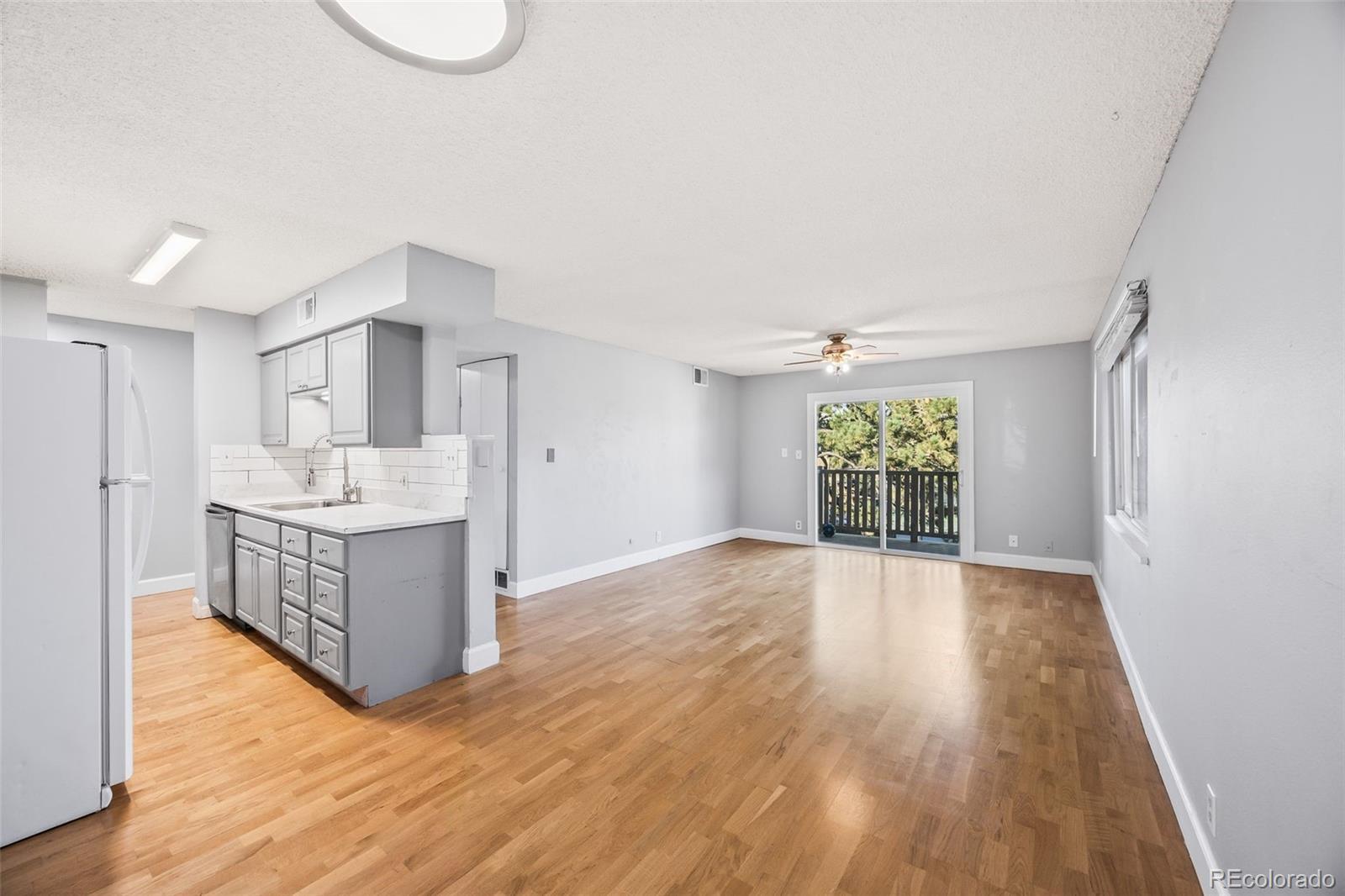 Photo of Listing #8383968