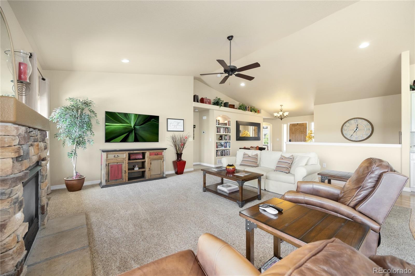 Photo of Listing #8399785