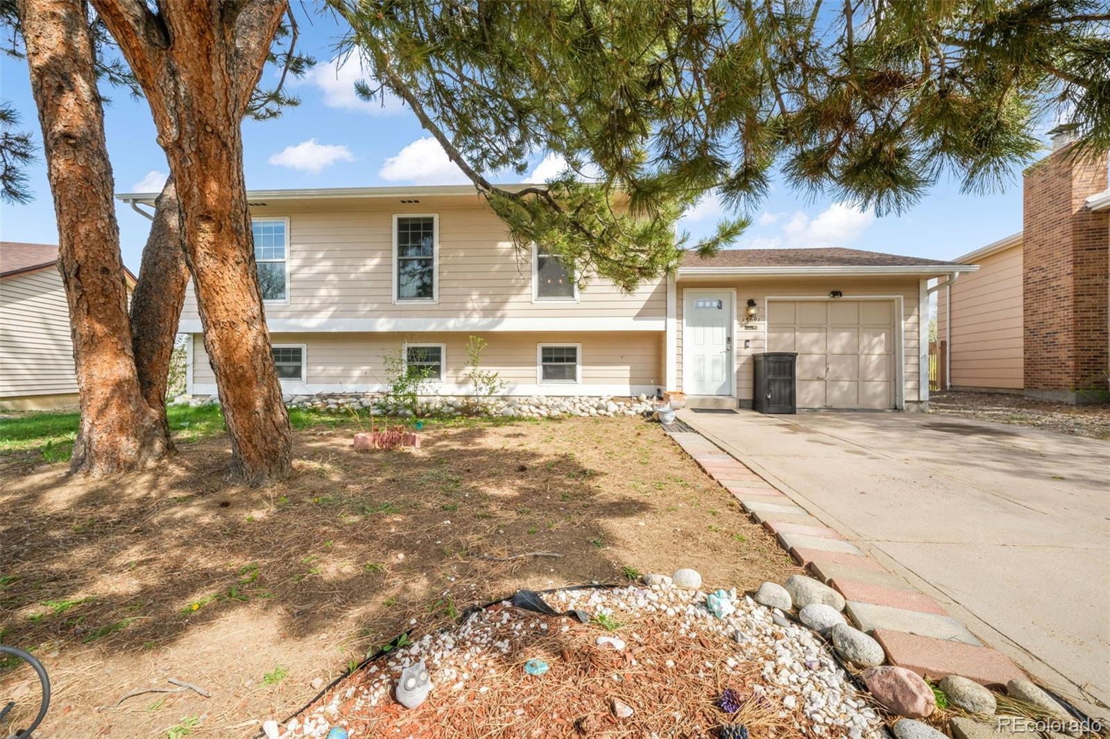Photo of Listing #8403820