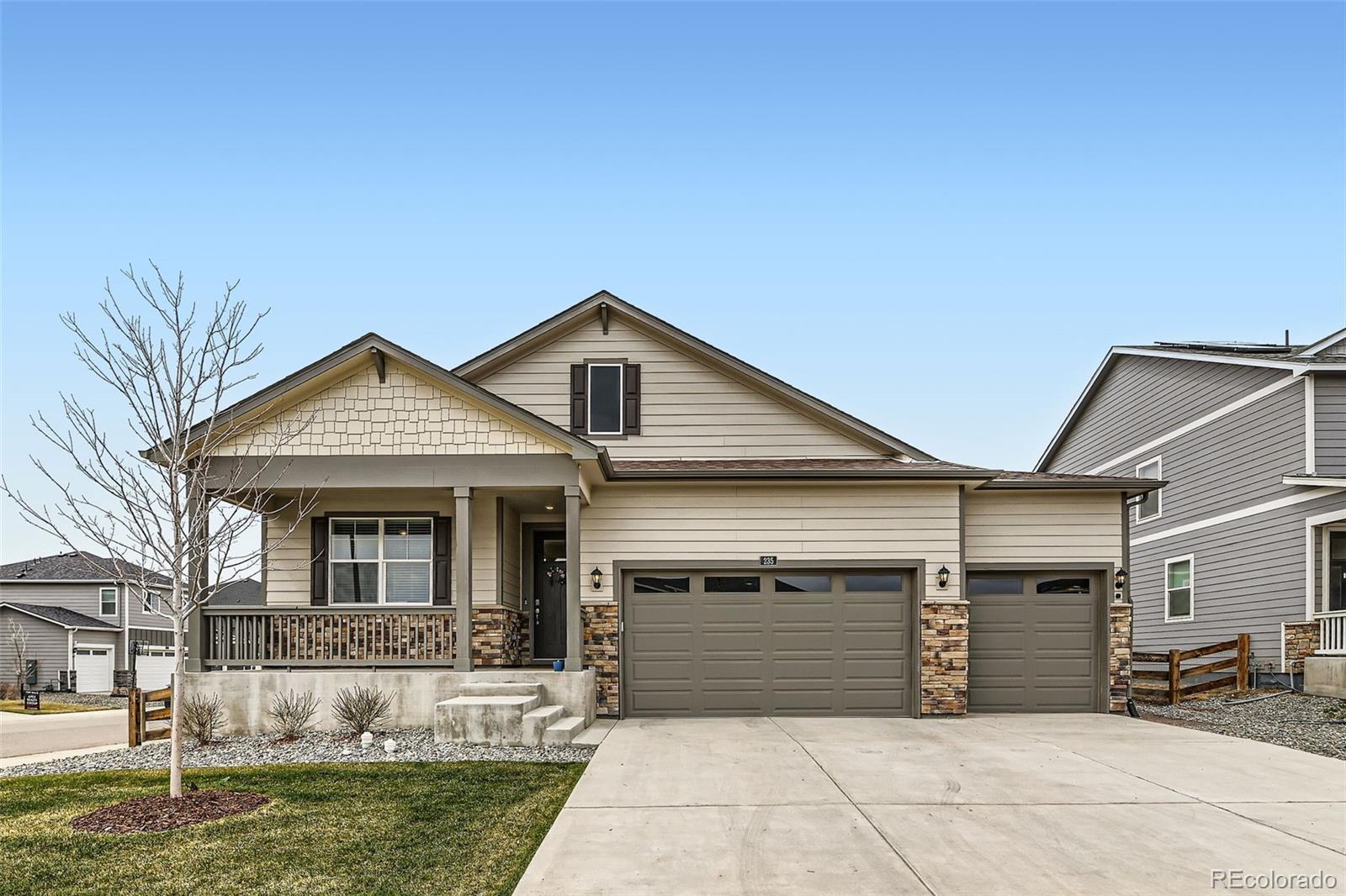 Photo of Listing #8409128