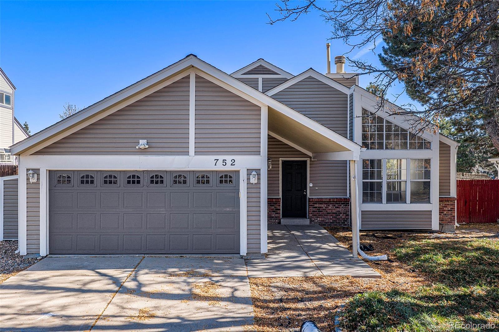 Photo of Listing #8414418