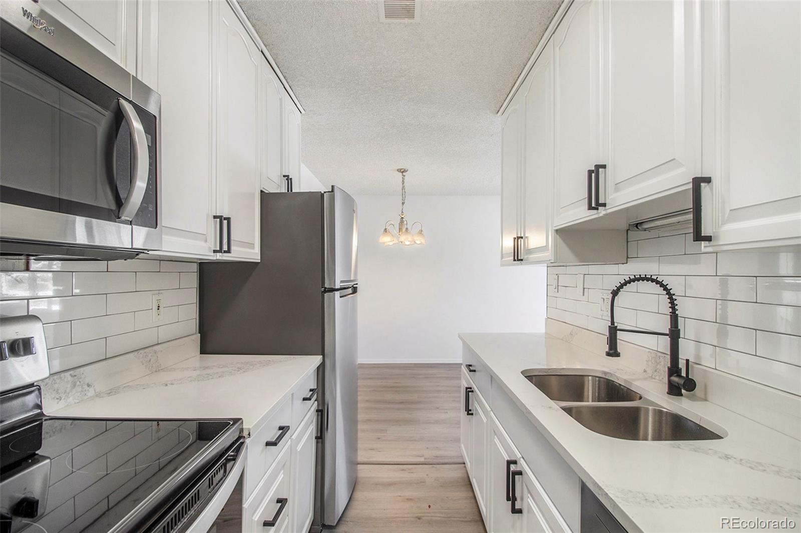 Photo of Listing #8419188