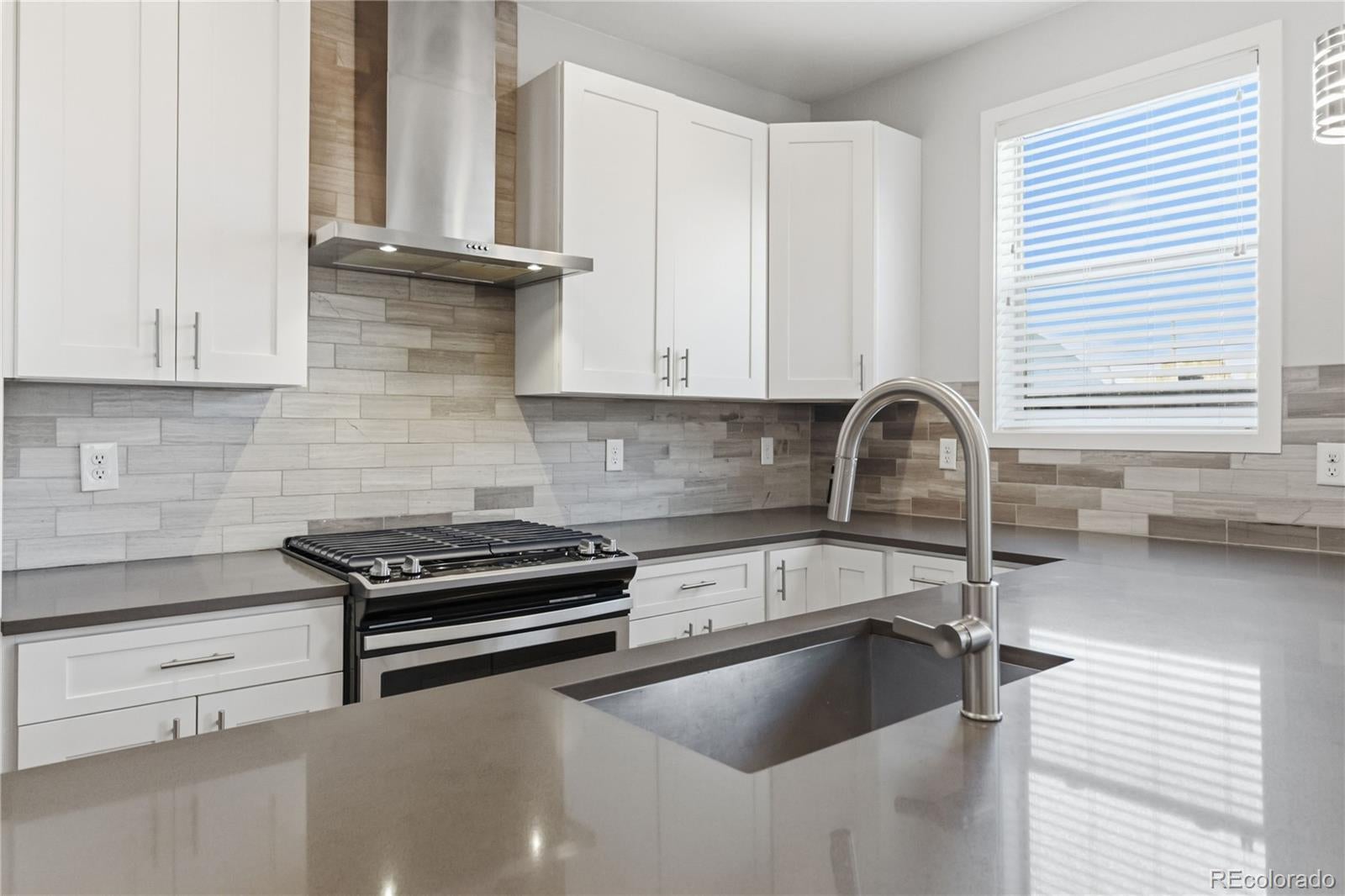 Photo of Listing #8419599