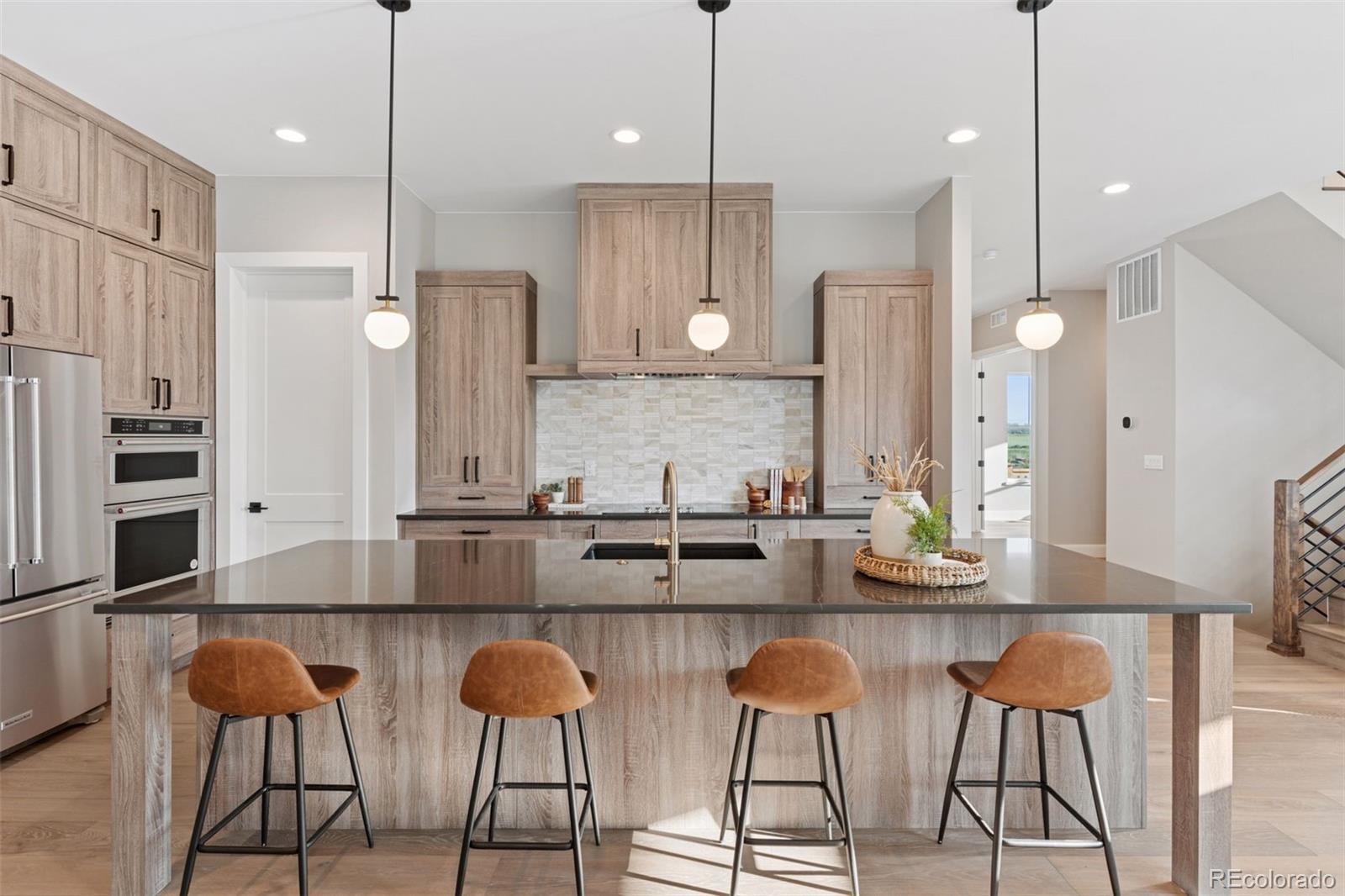 Photo of Listing #8423604