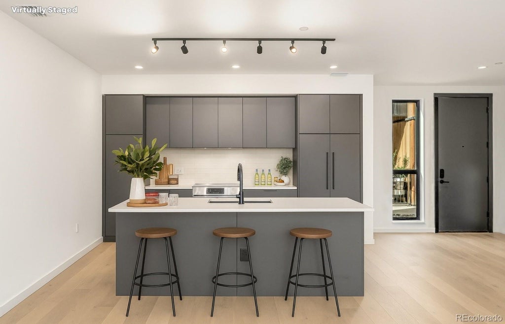 1601 Park Avenue 215, Denver