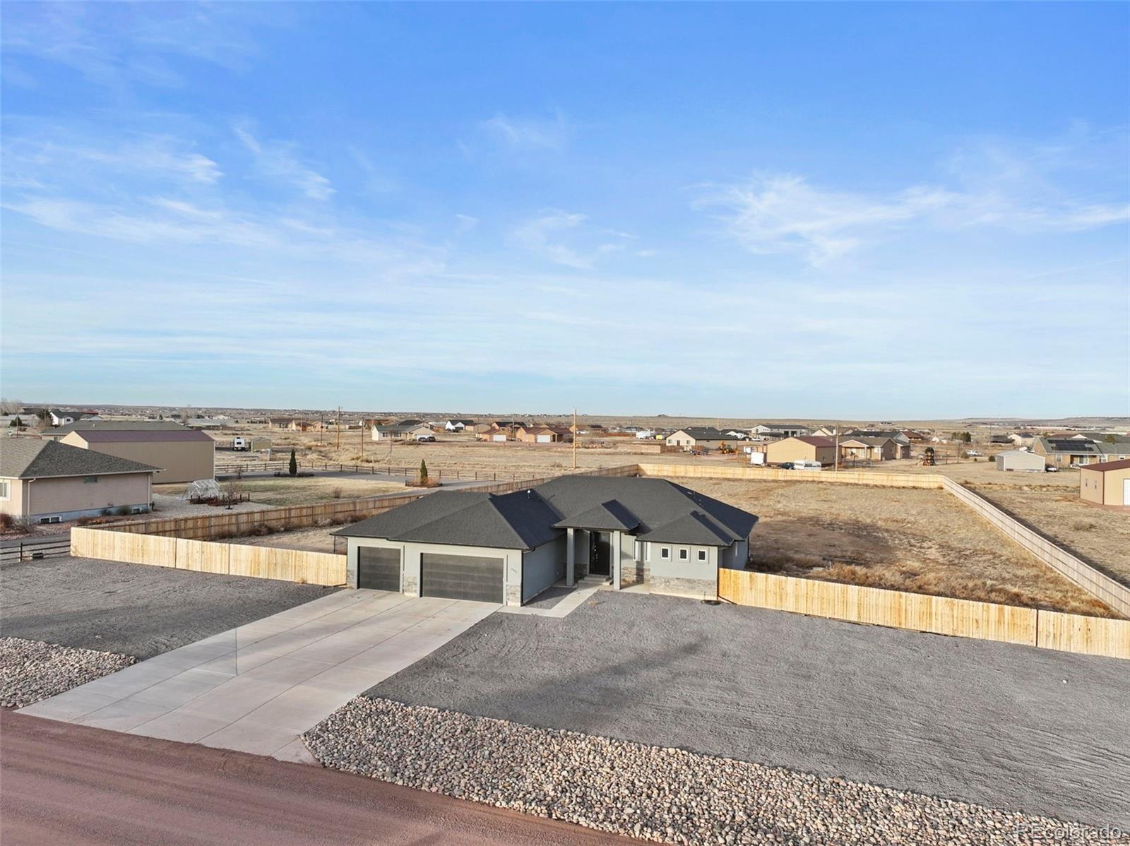 Photo of Listing #8456910